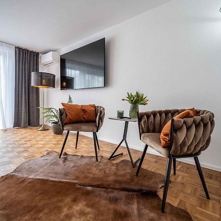 City Wohnung Fn L 5 Klimatisiert Mit Balkon Und Kueche Friedrichshafen Exterior photo