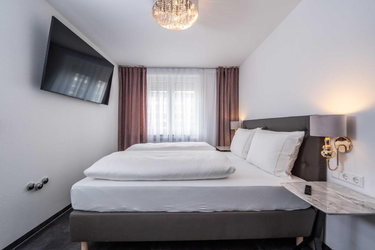 City Wohnung Fn L 5 Klimatisiert Mit Balkon Und Kueche Friedrichshafen Exterior photo