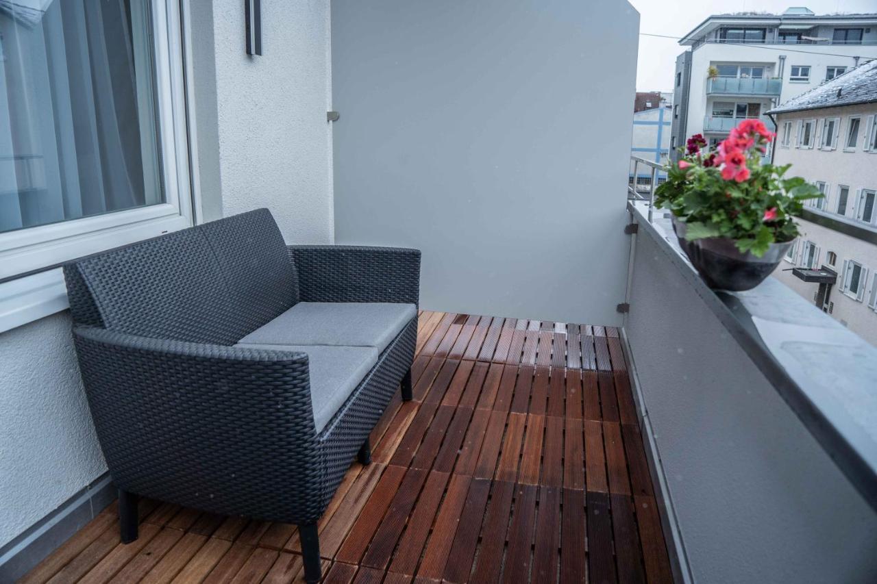 City Wohnung Fn L 5 Klimatisiert Mit Balkon Und Kueche Friedrichshafen Exterior photo